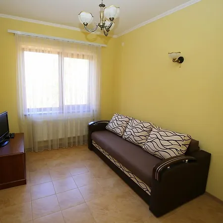 пори року Kır Evi