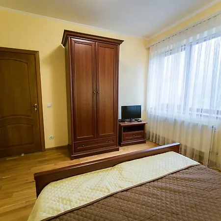 пори року Kır Evi