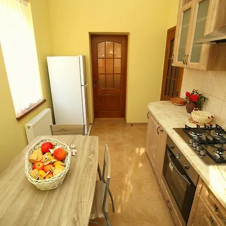 пори року Kır Evi *